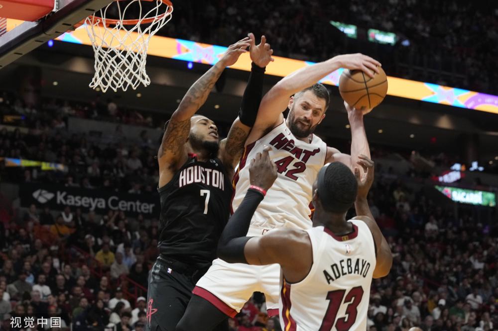 郑钦文通过 郑钦文通过